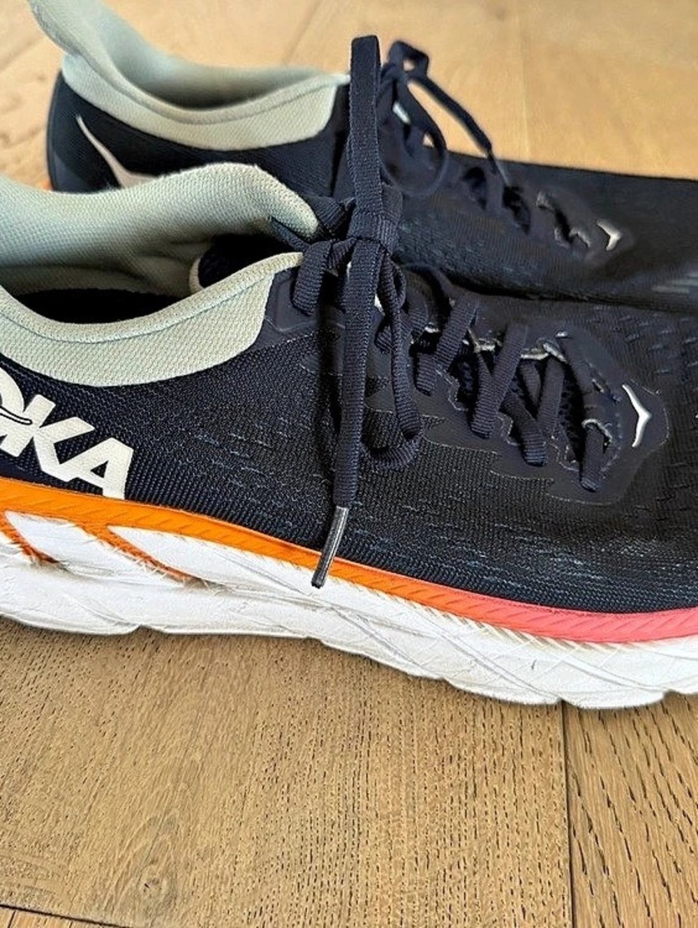 HOKA Clifton 8 Women's Athletic Shoes US 9.5 Blue & Orange